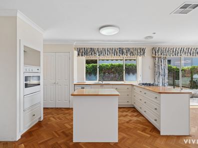 28 Sulman Avenue, Salter Point WA 6152