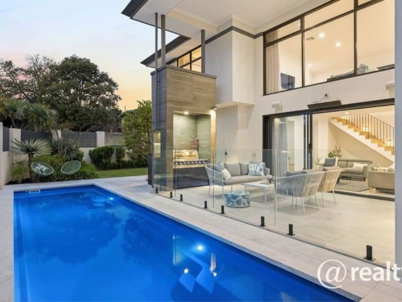11 BUXTON ROAD, Wembley Downs