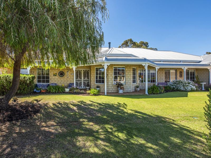 61 Miltona Drive, Secret Harbour WA 6173