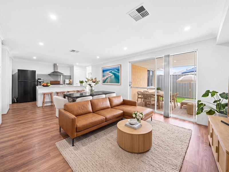 69 Isabelline Terrace, Eglinton WA 6034