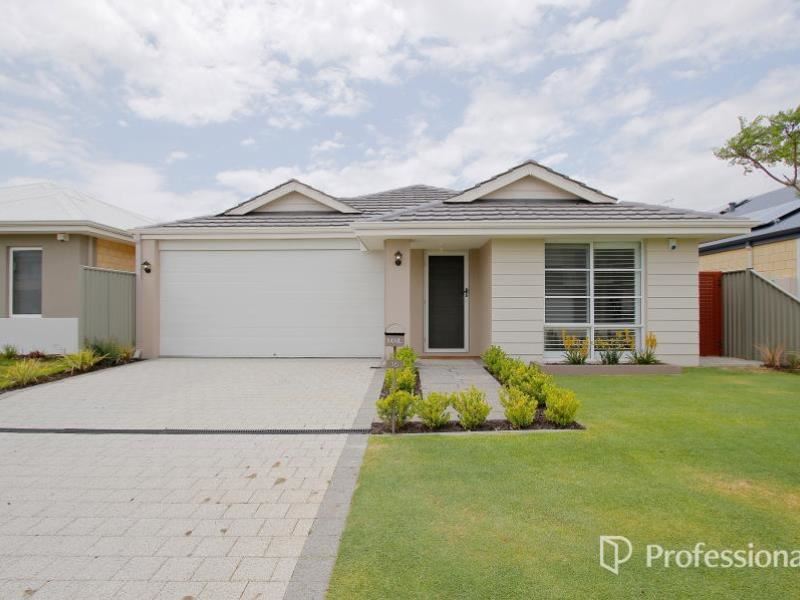 16 Delaronde Drive, Success WA 6164