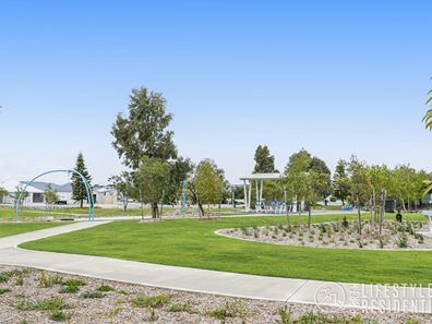 40 Lunarossa Drive, Two Rocks WA 6037