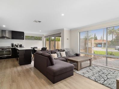 8/17 Lapage Street, Belmont WA 6104