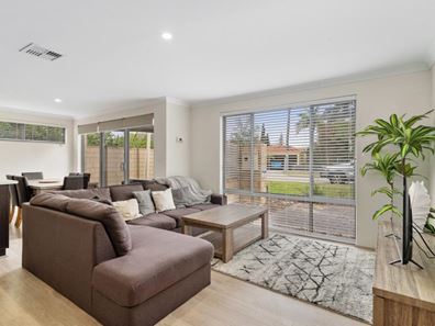 8/17 Lapage Street, Belmont WA 6104