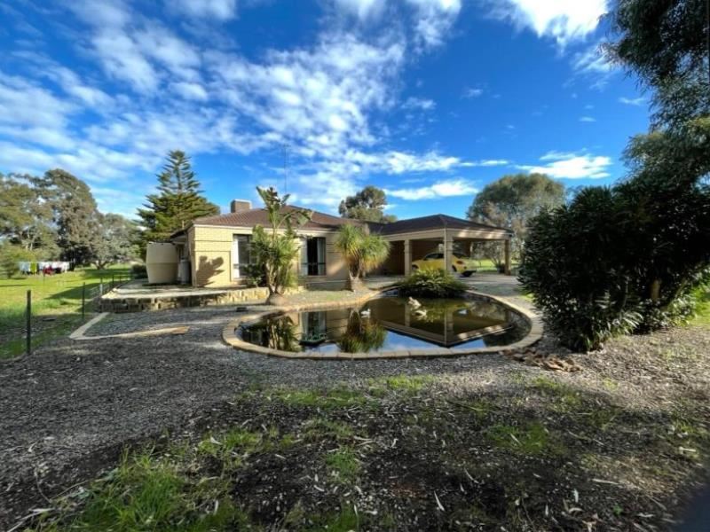 15 Beau Sovereign Court, North Dandalup