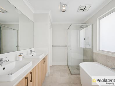 22 Lapis Road, Treeby WA 6164