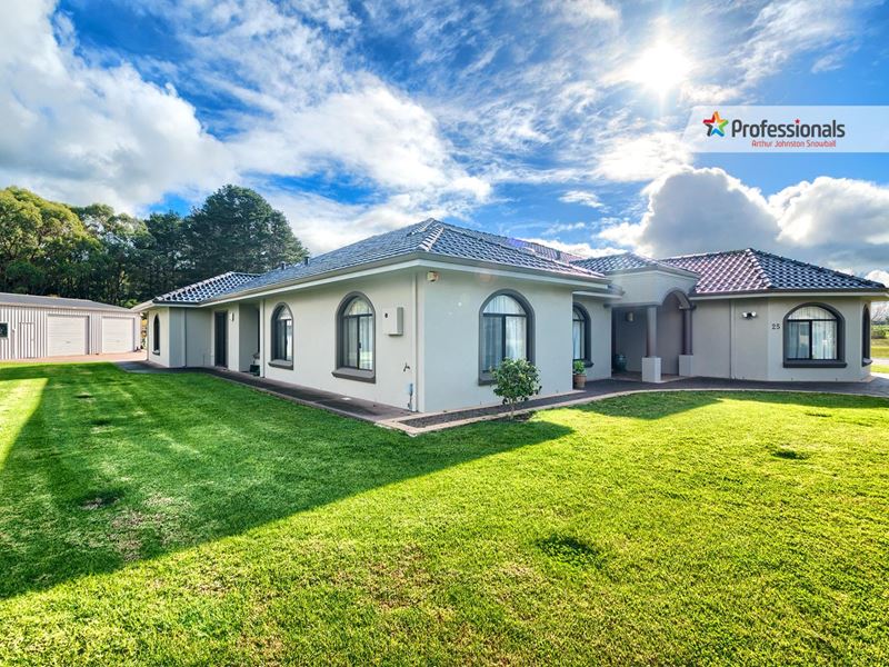 25 Radiata Drive, Mckail WA 6330