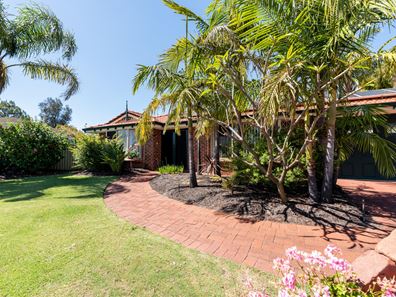 75 Meadowview Drive, Ballajura WA 6066