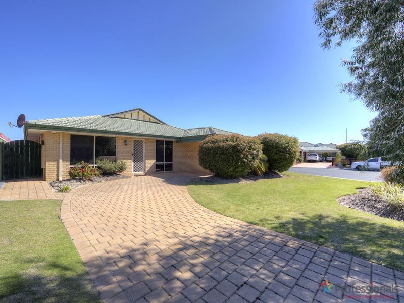 12 Middlegate Mews, Quinns Rocks WA 6030