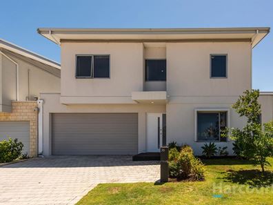 36 Laila Turn, Madeley WA 6065