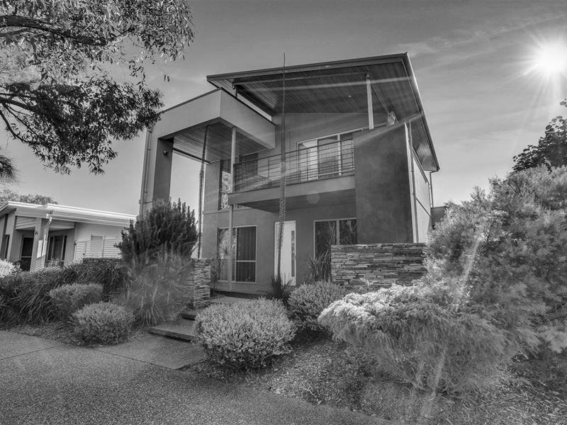 3 Whimbrel Crescent, Coodanup