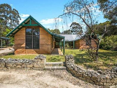 309 Foxton Drive, Oakford WA 6121