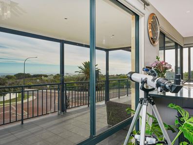 36 Seaham Way, Mindarie WA 6030