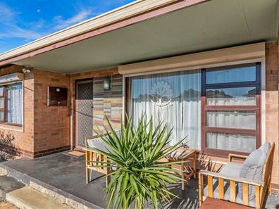 12 Leghorn Road, Orelia WA 6167