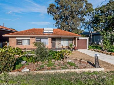 12 Leghorn Road, Orelia WA 6167