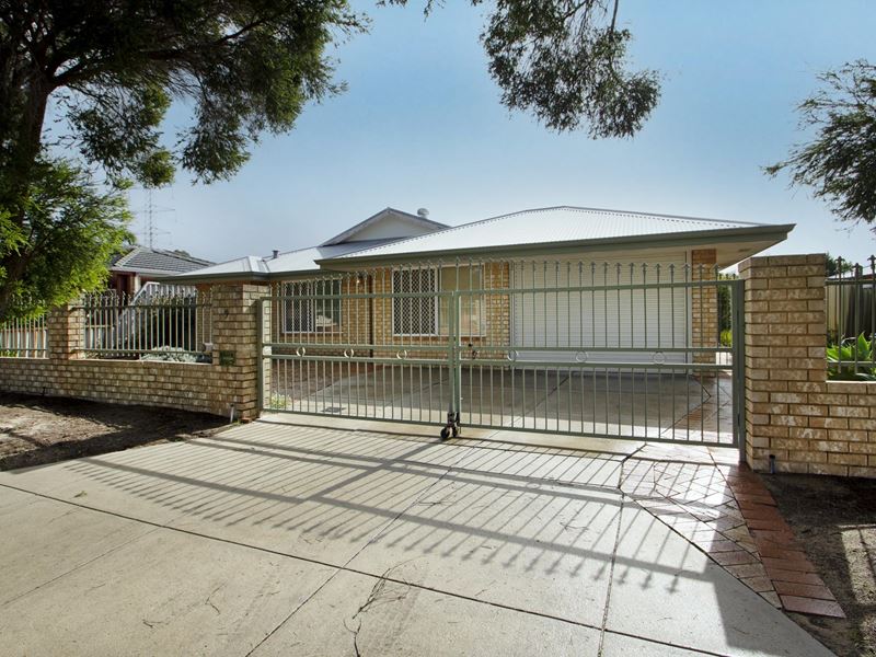 9 Elbrus Way, Caversham WA 6055