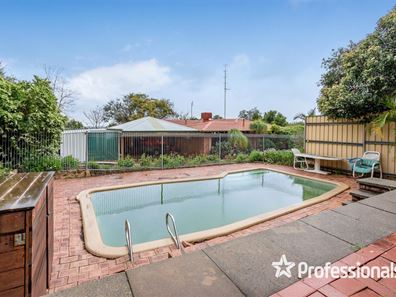 5 Cabernet Court, Mount Nasura WA 6112