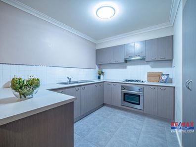 1/61 Crimea Street, Morley WA 6062