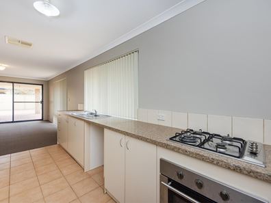 10 Tarn Drive, Canning Vale WA 6155