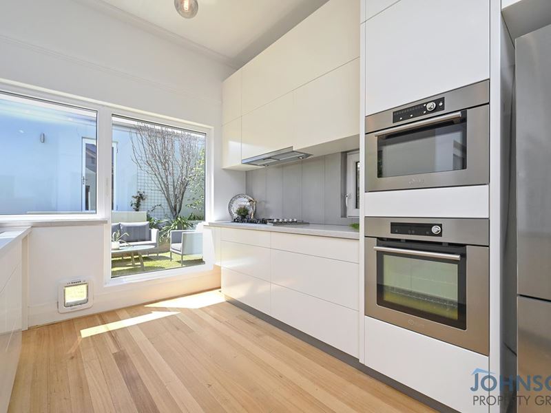 24 Pakenham Street, Mount Lawley
