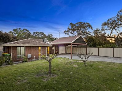 3 Blain Court, Leeming WA 6149