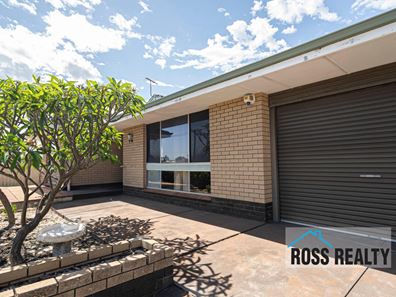 10 Rokebury Way, Morley WA 6062