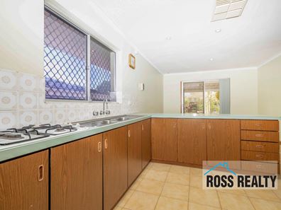 10 Rokebury Way, Morley WA 6062