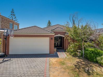 5 Lautoka Rise, Mindarie WA 6030