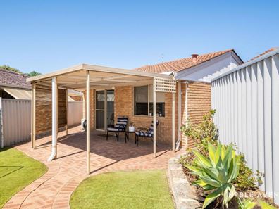 10A Rossiter Heights, Hillarys WA 6025