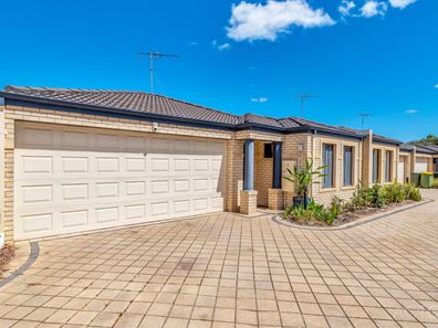 2/10 Davey Street, Mandurah WA 6210