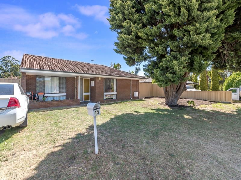 13 Parkfield Road, Kelmscott