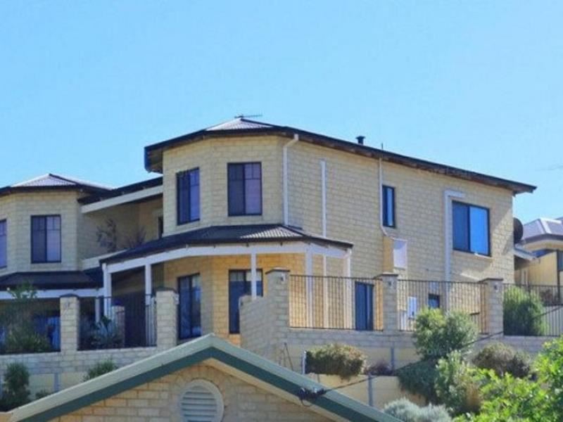 84B Janis Street, Halls Head