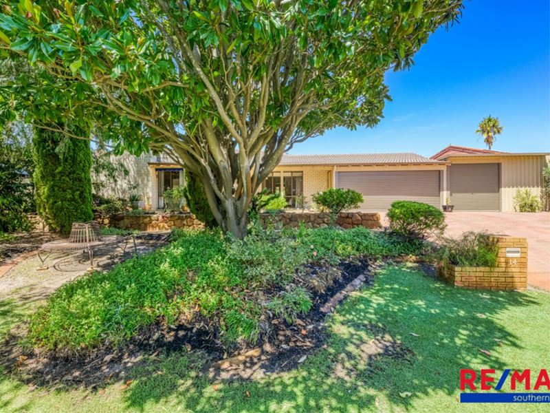 14 Matthew Avenue, Leeming WA 6149