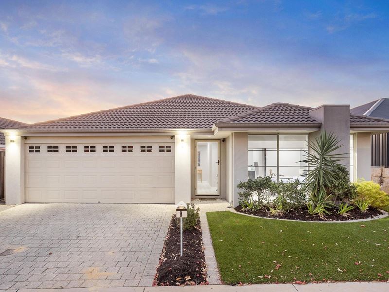 8 Snugglepot Street, Banksia Grove WA 6031