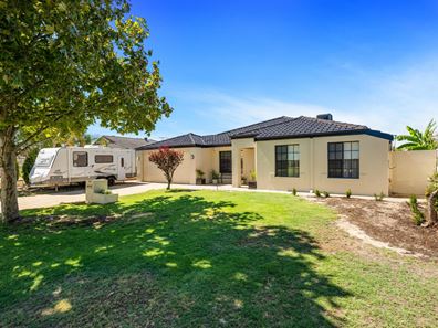 154 Southacre Drive, Canning Vale WA 6155