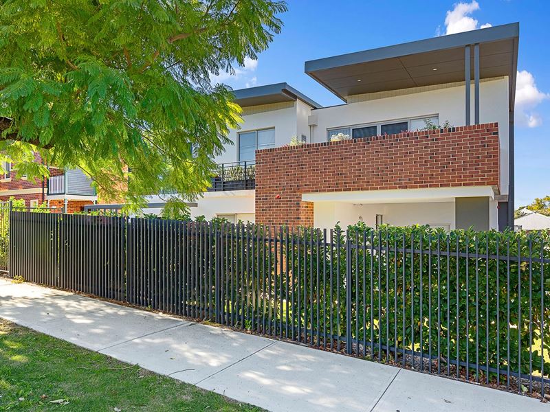 4/132 Matlock Street, Mount Hawthorn