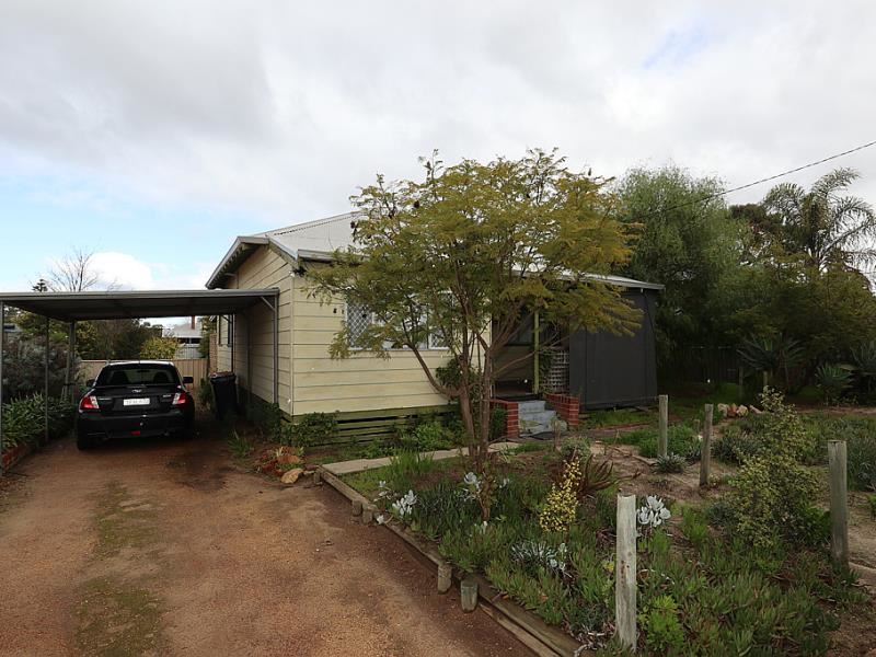 31 Clayton Road, Narrogin WA 6312