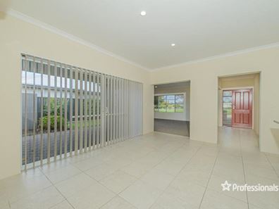 12 Tindale Crest, Aveley WA 6069