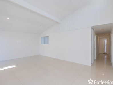 52 Lakey Street, Southern River WA 6110