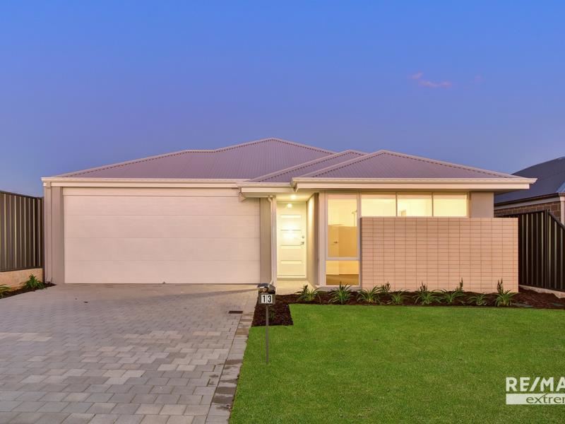 13 Lofter Way, Yanchep