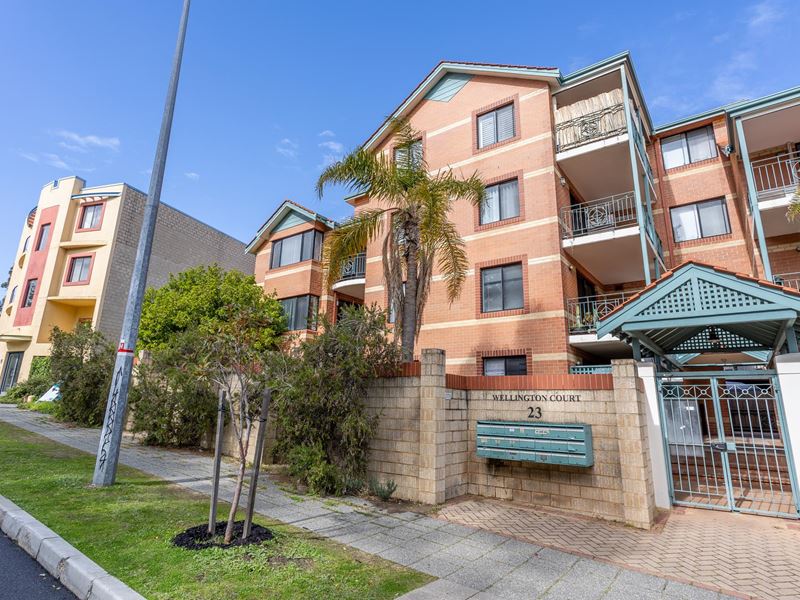 18/23 Wellington Street, East Perth