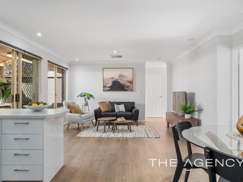 8 Cocos Grove, Kiara