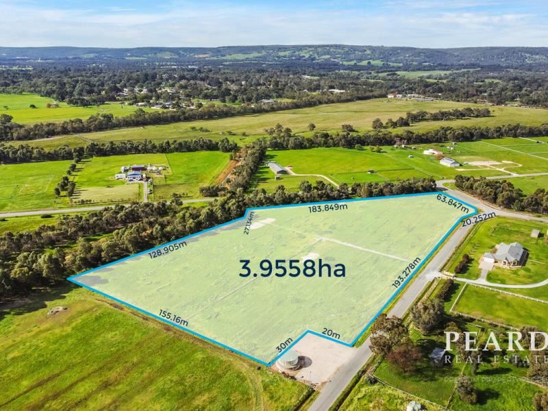 12 Lampiter Drive, Mardella