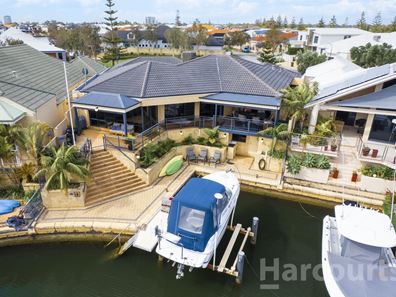 7 Aztec Island Retreat, Halls Head WA 6210