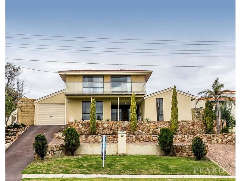 201 Waterford Drive, Hillarys