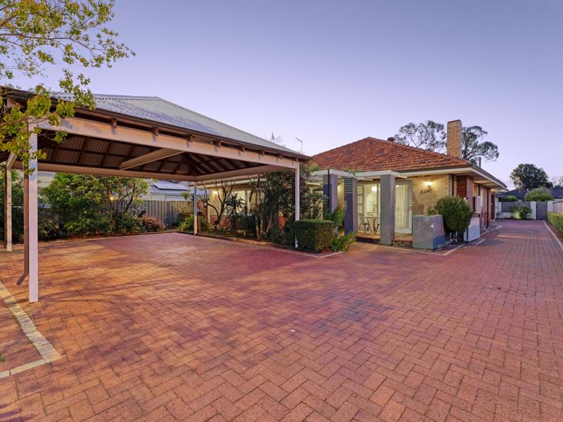 11 Walter Road West, Inglewood