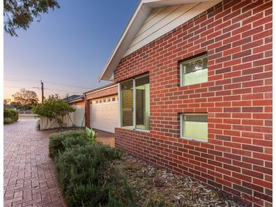 2/80 Cohn Street, Kewdale WA 6105