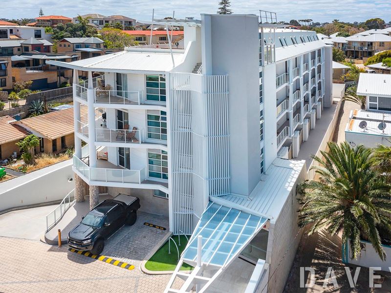 1/272 West Coast Highway, Scarborough