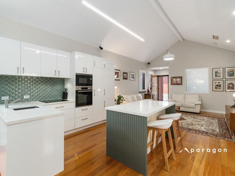 8 Inglewood Lane, Inglewood