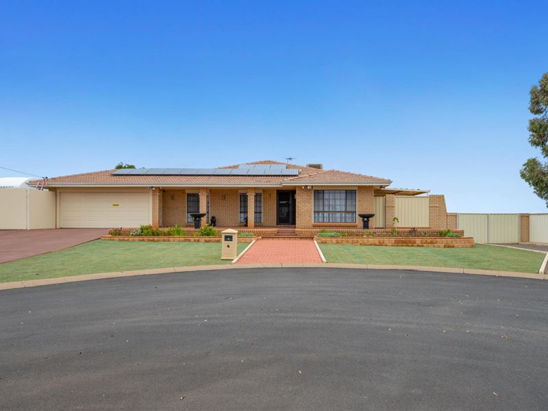 7 Geere Court, Hannans WA 6430